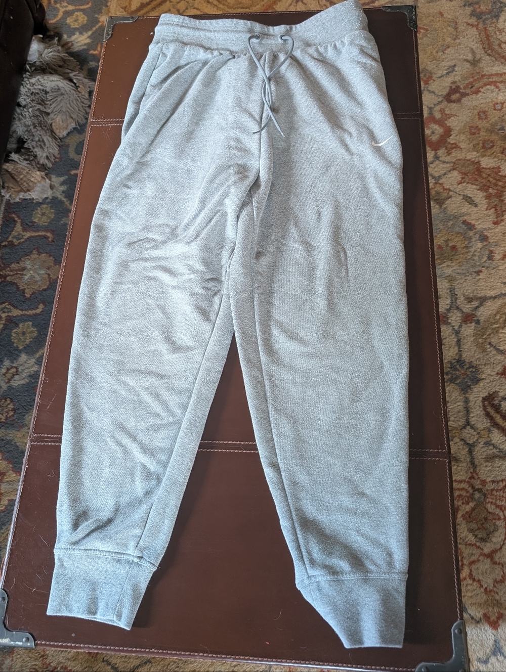 Women's Nike M Lightweight Gray Jogger Sweatpants - Comfort Fit